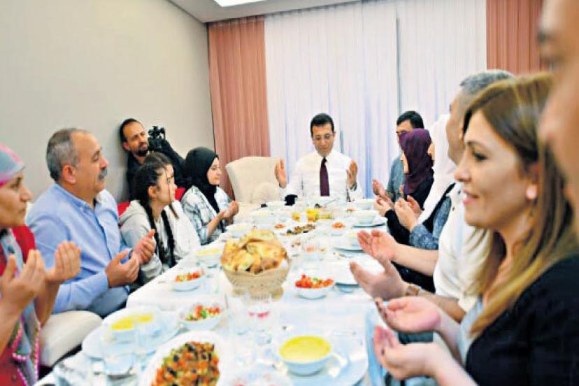 ‘Ekrem İmamoğlu: Aynı coşku ile geziyorum’