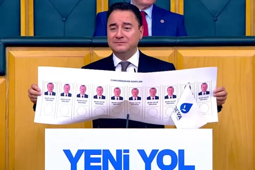 Babacan kürsüye oy pusulasıyla çıktı: Hayallerindeki tam olarak bu