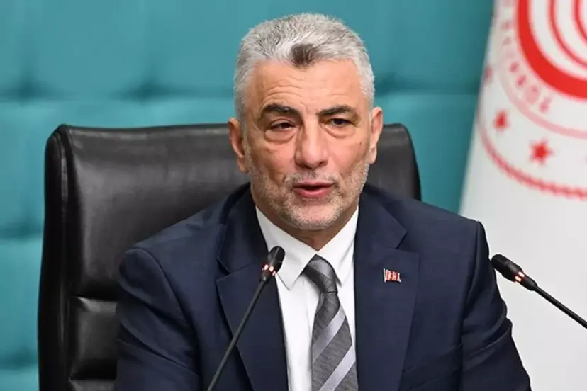 Bakan Bolat: Vatandaşlarımızı bu azgın azınlığa karşı dimdik durmaya davet ediyorum