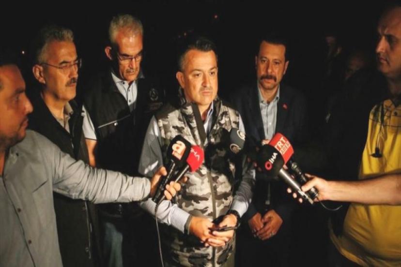 Bakan'dan Yangınlarla İlgili Önemli Açıklama