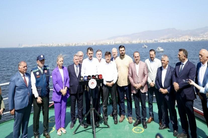 Bakan Kurum'dan flaş açıklama: İzmir Körfezi ölüyor