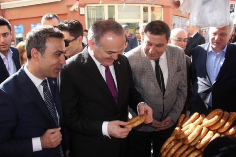 Bakan Özlü İzmir'de Müjde Verdi:KOBİ'lere 2.5 milyar lira!