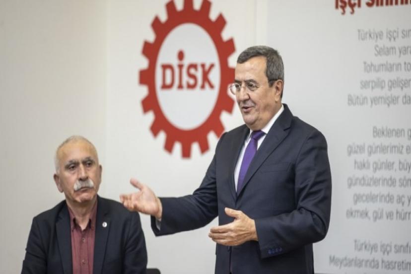 Başkan Batur’a bir destek de emekçilerden