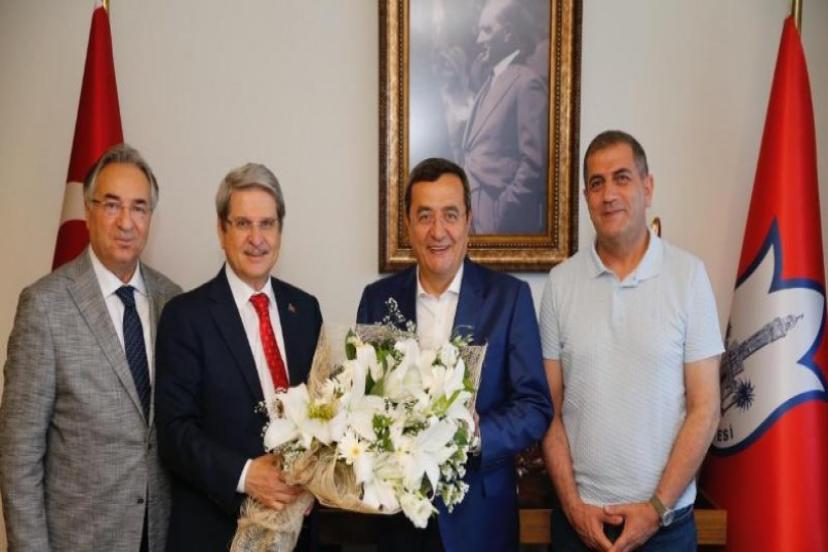 Başkan Batur’a İYİ ziyaret