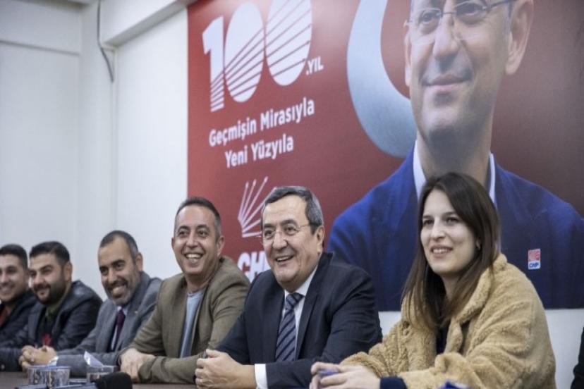 Başkan Batur, CHP ilçe  örgütleriyle kucaklaştı