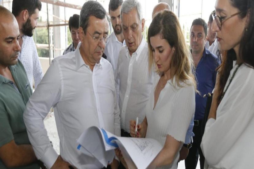 Başkan Batur sahaya indi