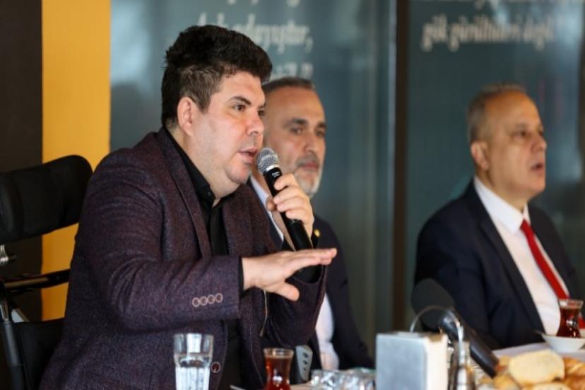 Başkan Erhan Kılıç iş insanlarıyla buluştu