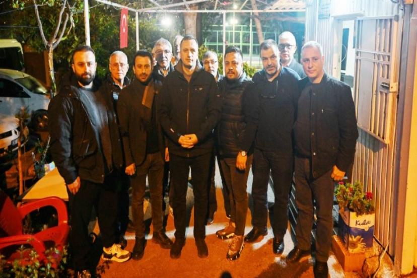 Başkan Eşki sahurda minibüsçülerle buluştu