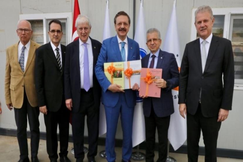 Başkan Hisarcıklıoğlundan Güzelbahçe kampüsüne ziyaret