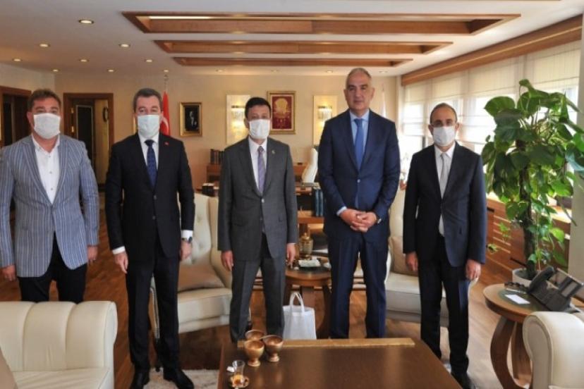 Başkan Koştu Bergama için Ankara’da koşmaya devam ediyor