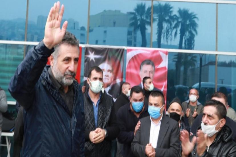 Başkan sandal, Personelin Yeni Yılını Kutladı