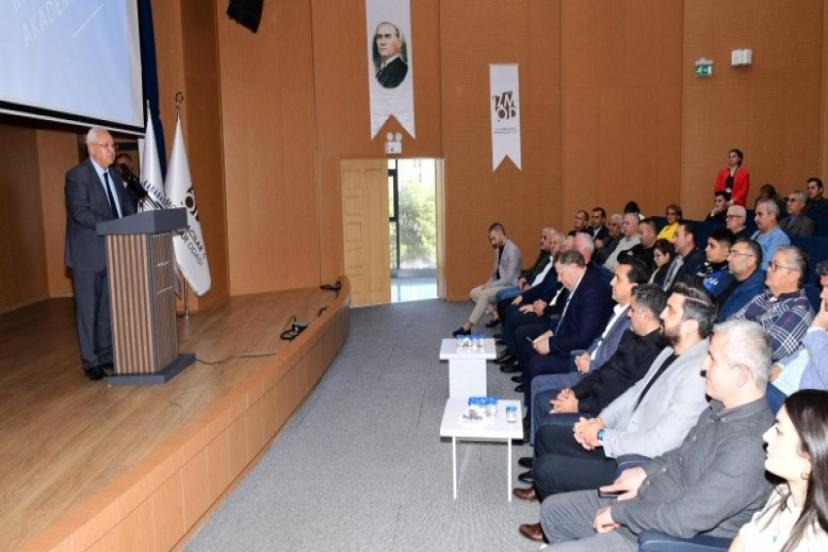 Başkan Selvitopu; 'Türkiye’de Karabağlar Mobilyası’nın söz sahibi olabilmesi en büyük isteğimizdir'