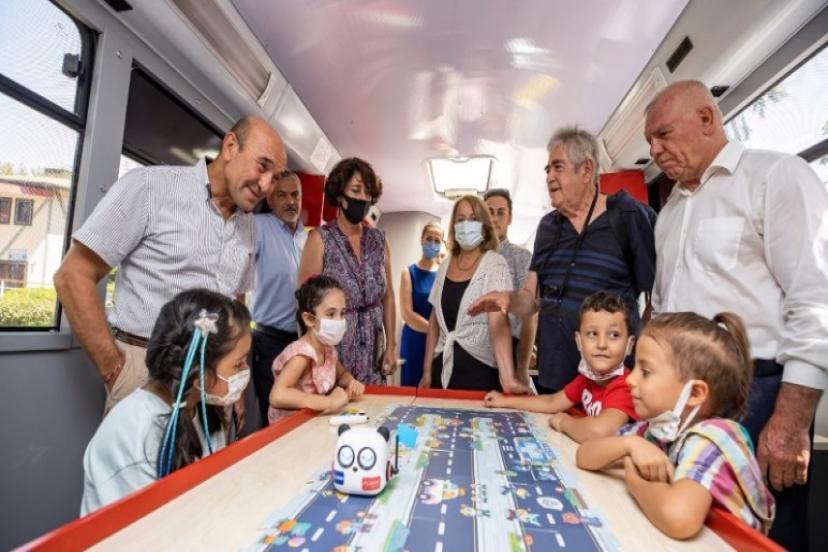 Başkan Soyer Kemalpaşa’daki hizmet raporunu açıkladı: 'İki yılda 120 milyon liralık yatırım yaptık'