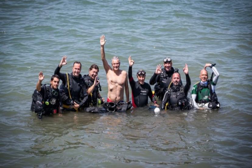 Başkan Soyer Körfez'de tüplü dalış yaptı, sualtındaki yaşamı gözlemledi