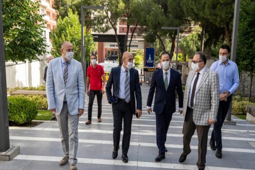 Başkan Soyer yeniden açılan Teleferik tesislerini gezdi