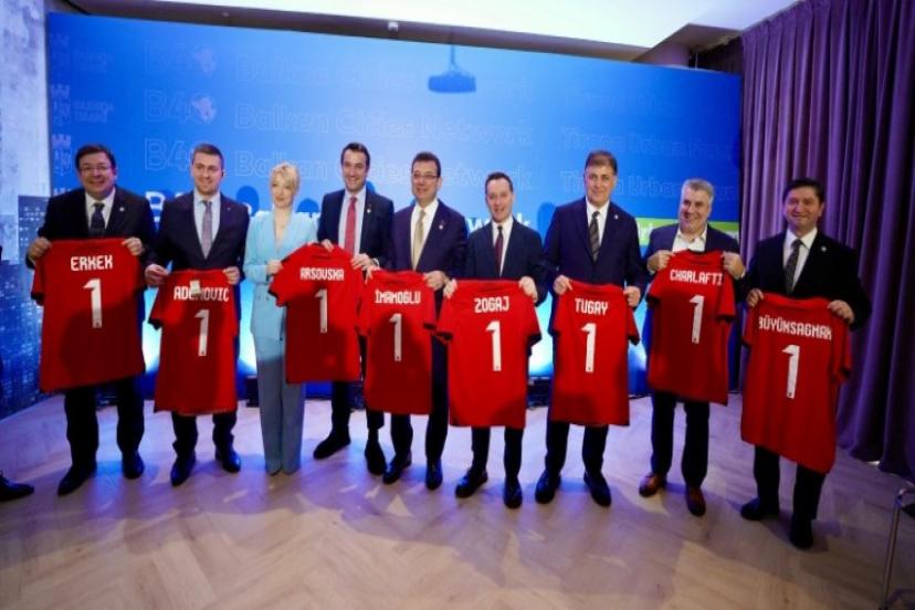 Başkan Tugay, B40 Tiran toplantısında konuştu: Geleceğimizi şekillendirmeye hazırız