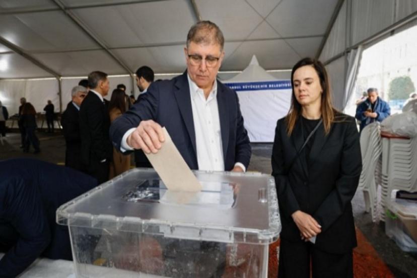 Başkan Tugay Saraçhane’de oyunu kullandı