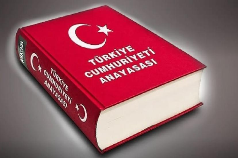 Başkanlık Sisteminin Yeni Anayasası Hazırlanıyor: Vatandaşa Kanun Teklifi Vermenin Yolu Açılıyor