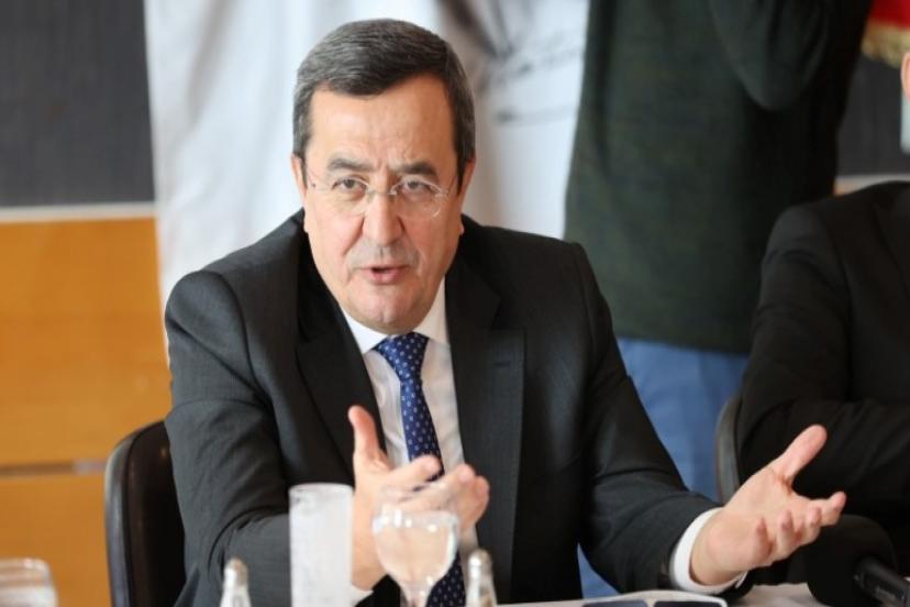 Batur: Başlamak, işin yarısıdır