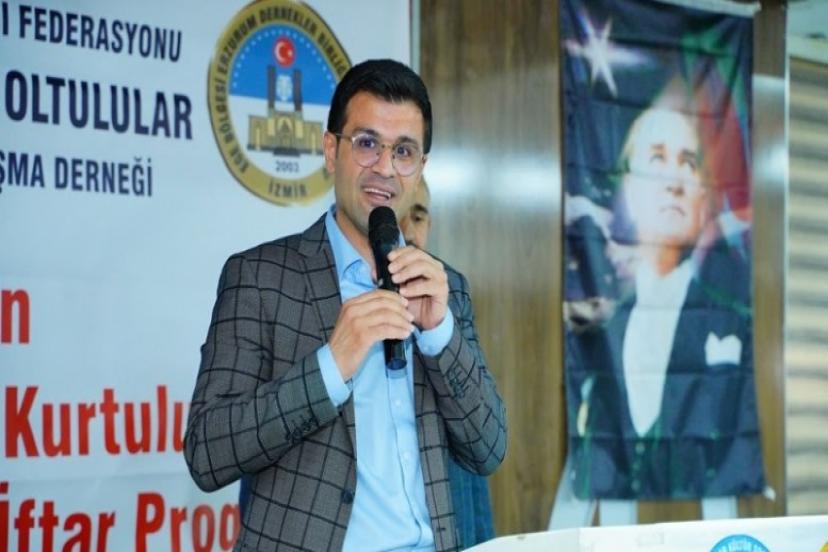 Bayraklı adayı Kırkpınar söz verdi: 'Her hafta halk buluşması yapacağız’