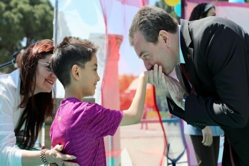 Bergama 23 Nisan'ı coşku ile kutladı