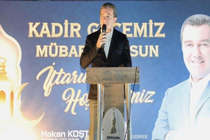 Bergama’da 2 Bin Kişi İle İftar Sofrası