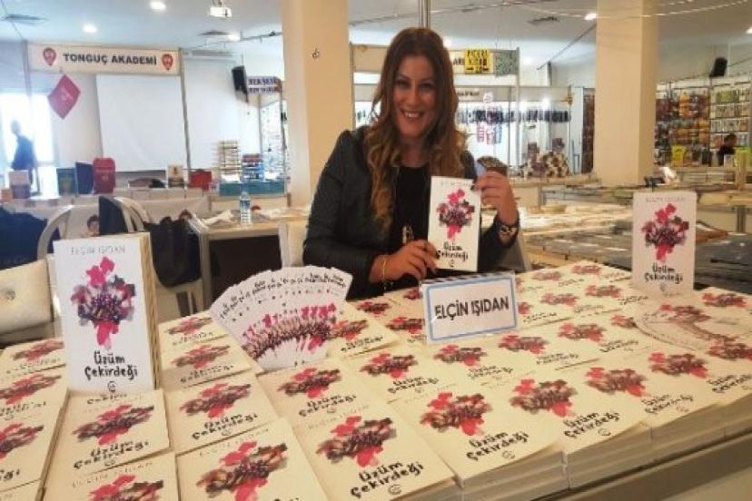 Bir İmza Günü de İzmir’de