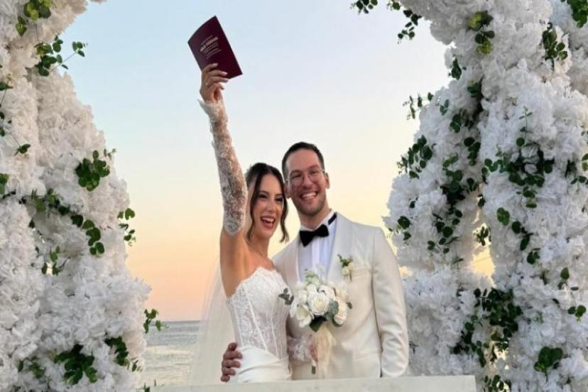 Boğaz’da Aile Mutluluğu: Selin & Hakan Evlendi