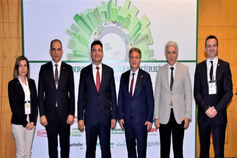 Bornova Belediyesi Geri Dönüşüm'de Örnek Oluyor