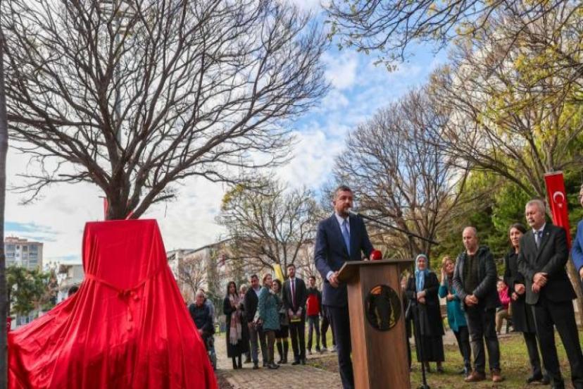  Buca’da asimilasyon şehitlerinin anısına Rodop Çocuk Parkı ve Anıtı açıldı