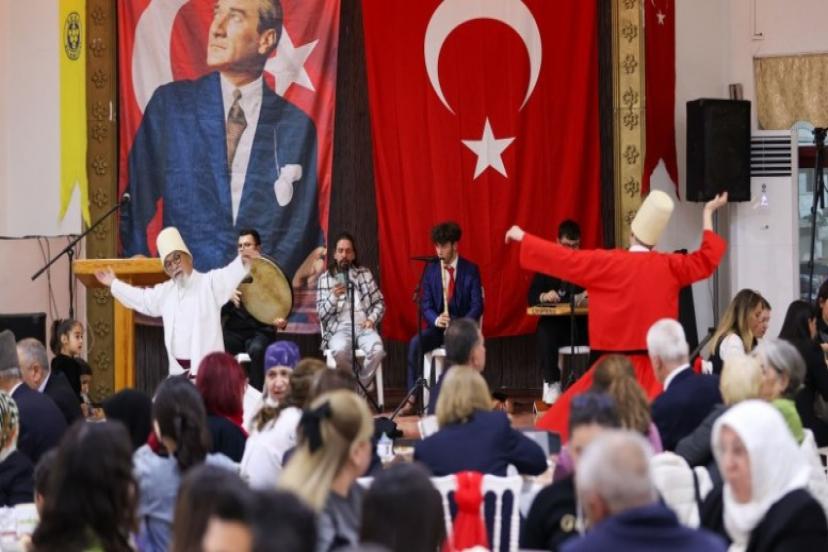 Buca’da şehit aileleri, gaziler ve yakınları için iftar düzenlendi