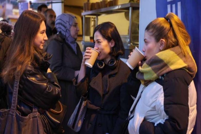 Bucalılar sıcak çorba ikramından memnun kaldı