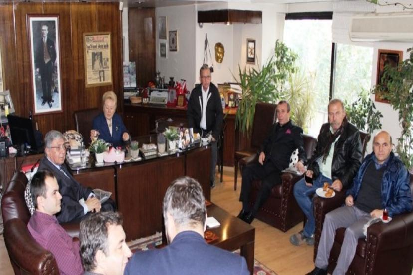 Büyük bir özlemle bitmeyen dostlukla…