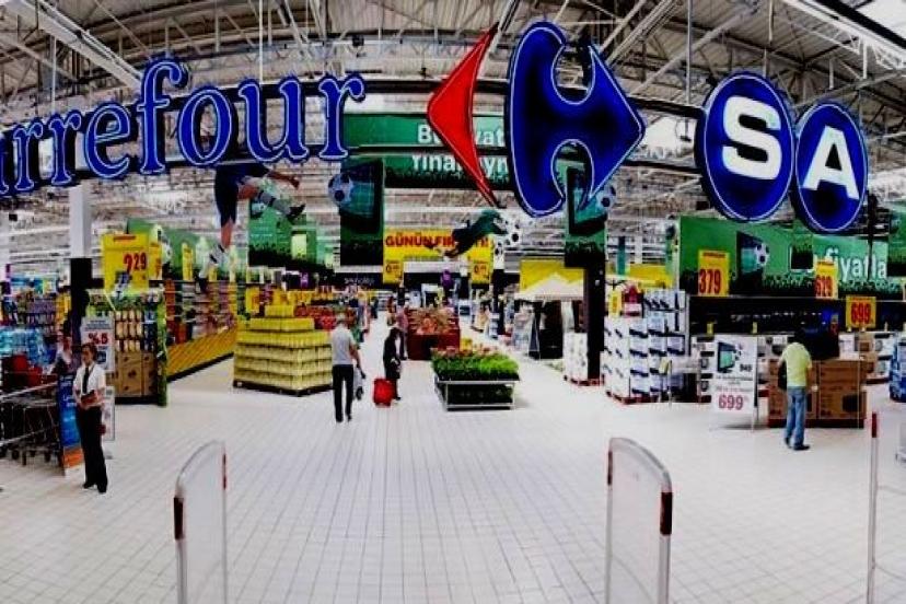 Carrefoursa 11 mağazasını Rakibine Sattı