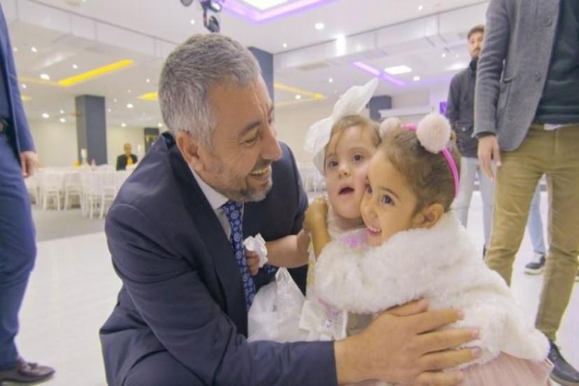 Çelik, özel gereksinimli çocukları yalnız bırakmadı