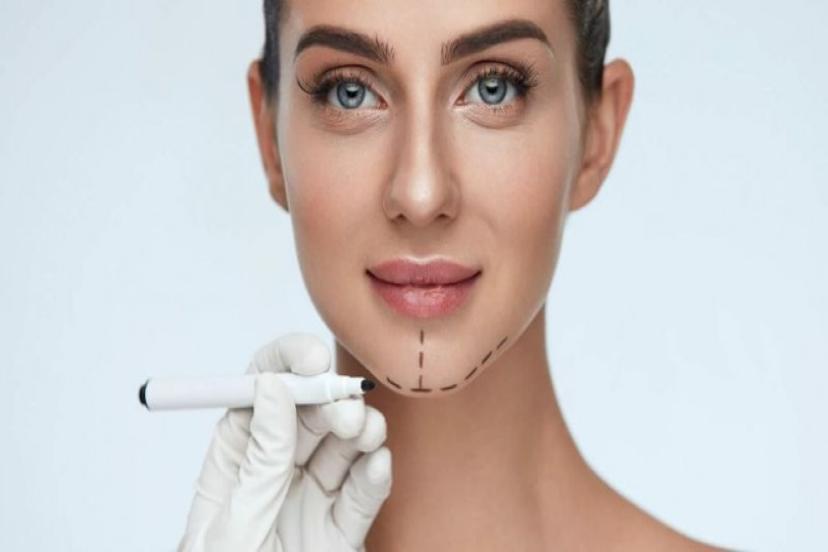 Çene estetiği ile yaşam kalitesi artıyor