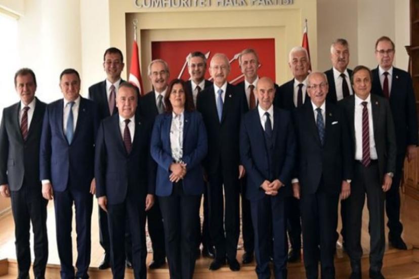 CHP'de Hareketli Günler: Kılıçdaroğlu Belediye Başkanlarıyla Bir Araya Gelecek