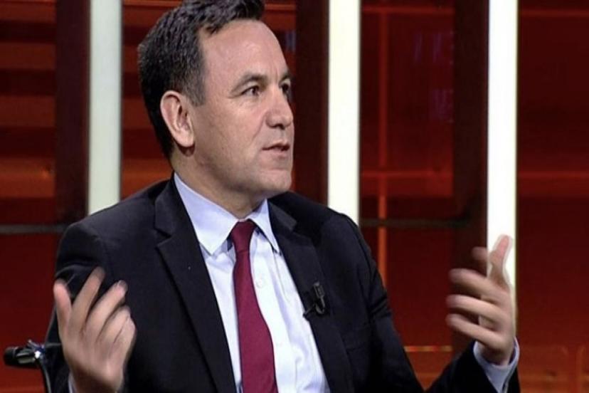 CHP'de Kılıçdaroğlu Dönemi Fiilen Bitti Diyen Sözcü Yazarı Deniz Zeyrek'te Safını Seçti, CHP'de Değişim Şart