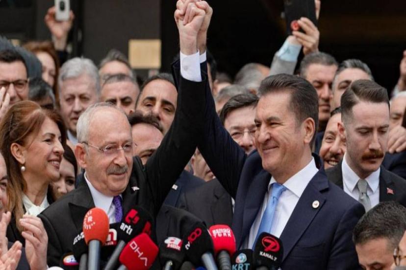 CHP İstanbul Büyükşehir Belediye Başkanlığına Sarıgül'ümü Aday Gösterecek?