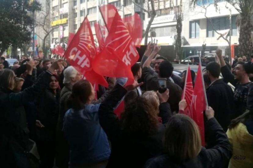 CHP İzmir'de Buca İsyanı Büyüyor
