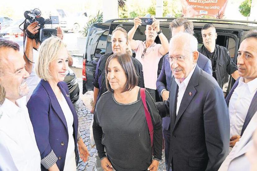 CHP İzmir’de kampa girdi