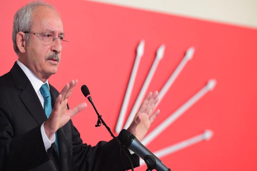 CHP kurultayı ertelendi! Kılıçdaroğlu seçime mevcut yönetimle gidecek