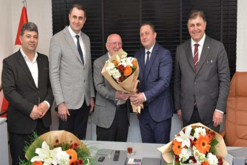 CHP’li aday Dr. Cemil Tugay: Riskli binaların dönüşümünü belediye olarak biz yapacağız