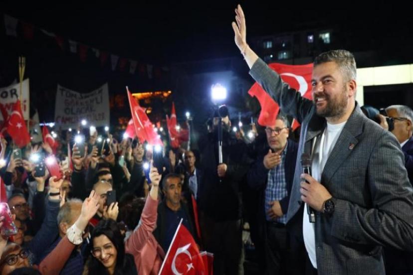 CHP’li Görkem Duman'a destek yürüyüşü! CHP’li Duman zafer provası yaptı