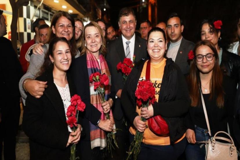 CHP’li Nilüfer Çınarlı Mutlu: Konak’ta herkesin mutlu olması için çalışacağız