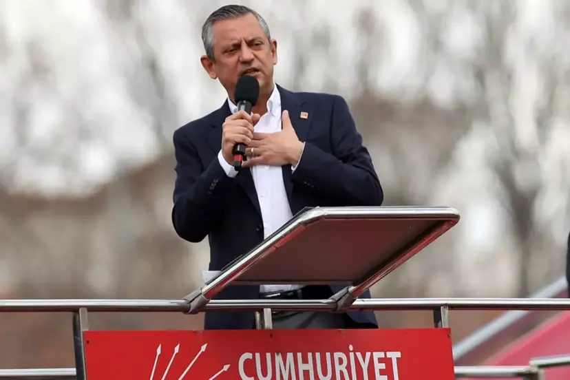 CHP lideri Özel, partililerini azarladı: Size 6 ay randevu yok