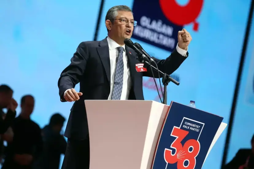 CHP'li delegeden itiraf geldi: Kurultayda Özgür Özel'e oy karşılığında 600 bin lira teklif edildi