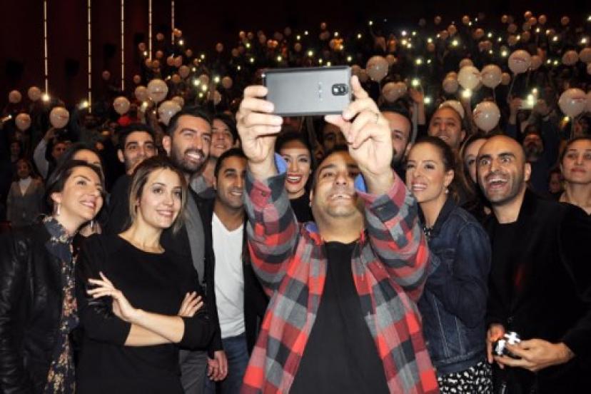 "Dedemin Fişi” İzmir’i Güldür Güldür Salladı