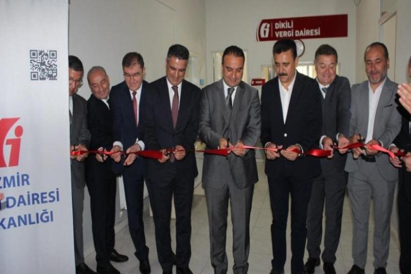 Dikili Vergi Dairesini Açan İzmir Vergi Dairesi Başkanı Ömer Alanlı: Hizmetimizi Mükellefin Ayağına Götürüyoruz