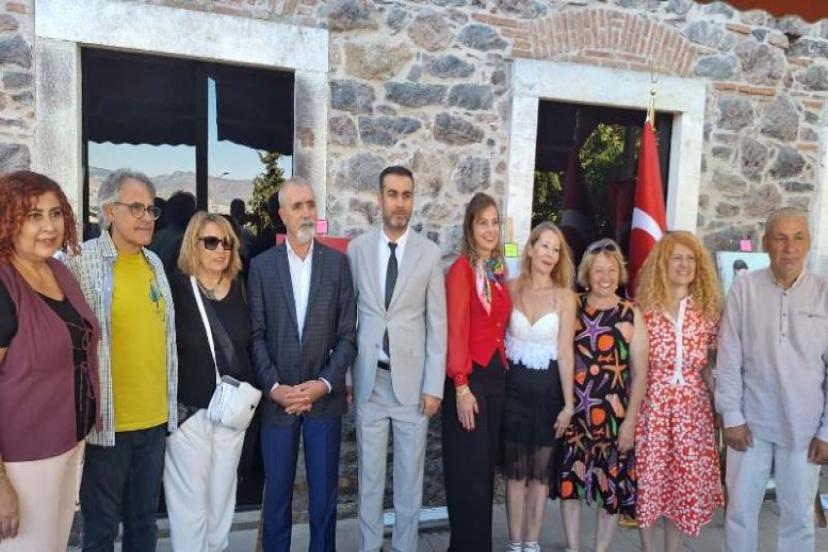 Dünya Barış Gününde İzmirli Şair ve Sanatçılardan Gazze Desteği